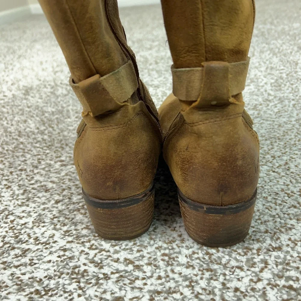 UGG Boots Womens Size 7.5 Brown Leather Tall Riding Buckle Knee High Harington